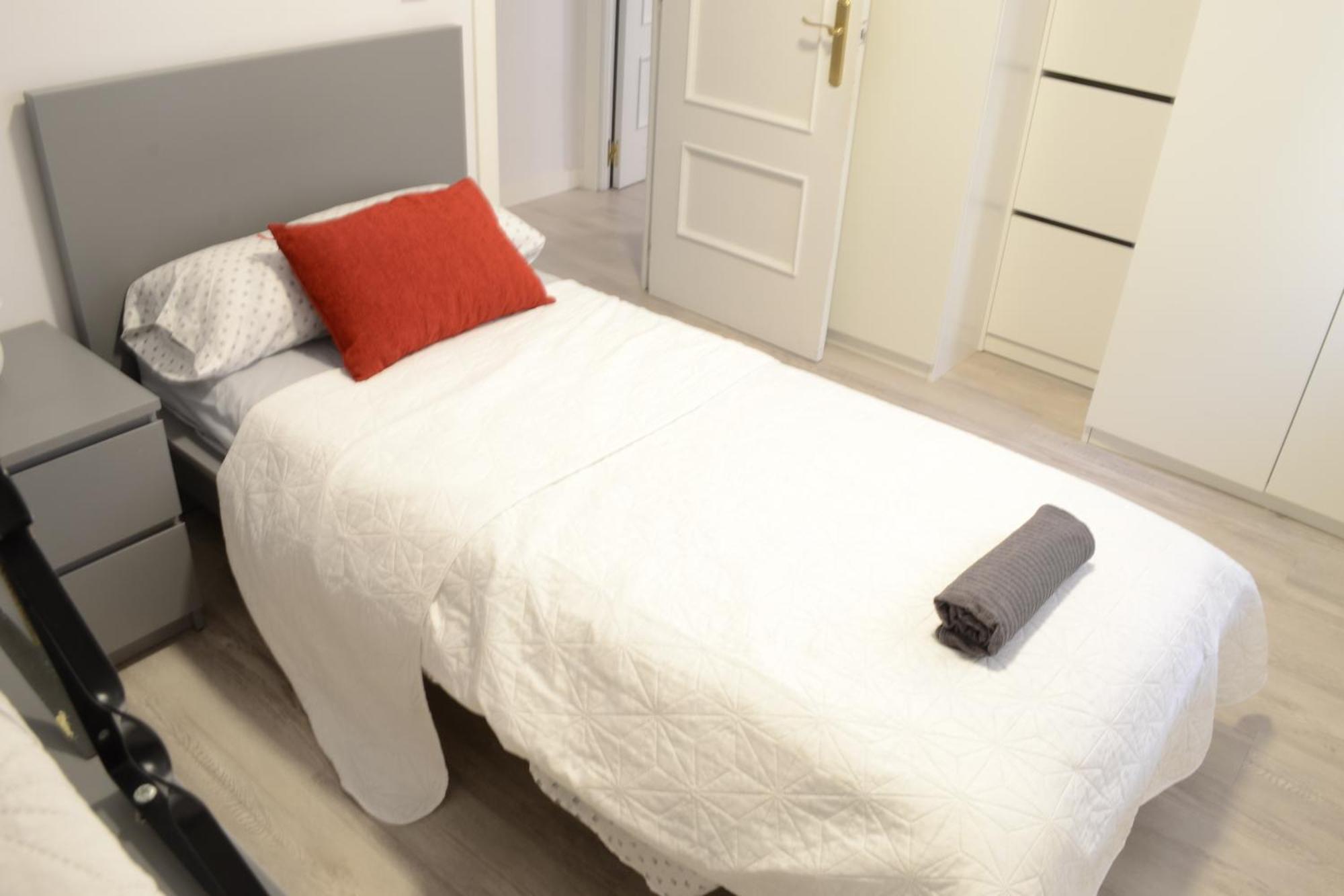 Bonito Apartamento Madrid Rio Exteriör bild